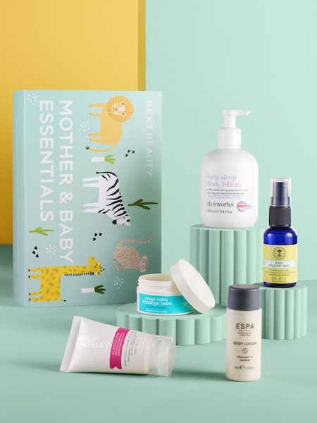 The Mother & Baby Essentials Beauty Box (Worth Over £56) (F35268) | €24.50