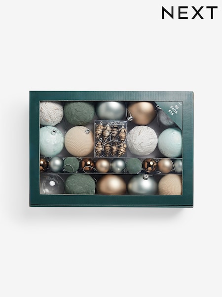 50 Pack Skandi Green Shatterproof Christmas Baubles (F35764) | €18