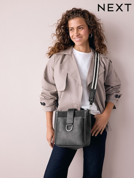 Black Structured Messenger Bag (F36698) | €31