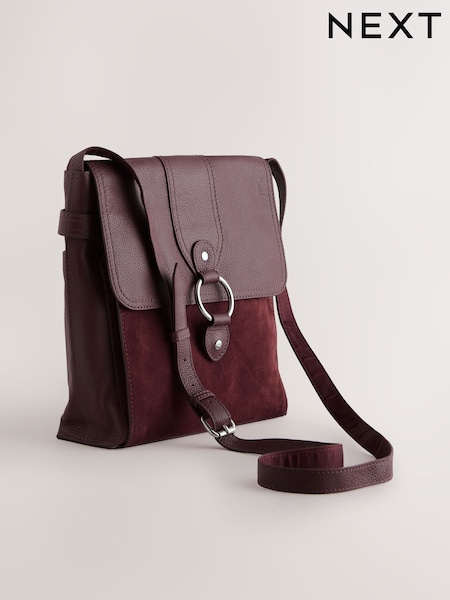 Burgundy Red Leather Messenger Bag (F36703) | €56