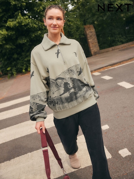 Grey/Olive - 100% Cotton Graphic Print Scenic Outdoors Quarter Zip Neck Printed Long Sleeve Fleece Sweatshirt (F37313) | € 41