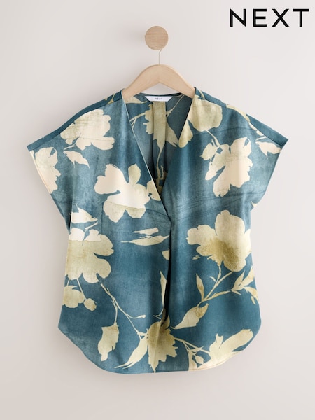 Slate/Cream Floral - Relaxed Fit Short Sleeve Overhead V-Neck Blouse (F40929) | 32 €