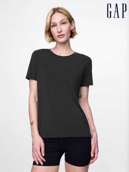 Gap Black Breathe Short Sleeve T-Shirt (F42051) | €35