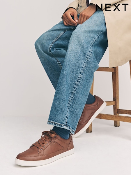 Rjava - Smart Casual Trainers (F42819) | € 41