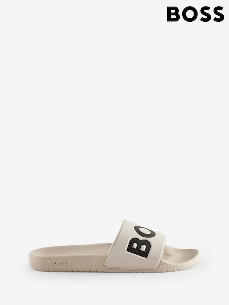 BOSS Cream Large Logo Sliders (F44389) | R$ 485