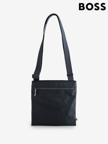 BOSS Logo Messenger Bag (F44431) | 154 €