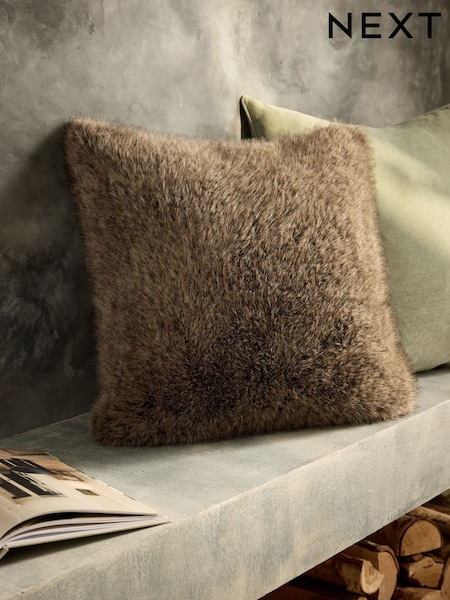 Brown 50 x 50cm Bear Faux Fur Cushion (F45127) | €29