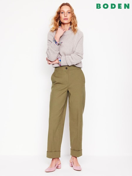 Boden Green Turn-Up Trousers (F46250) | €92