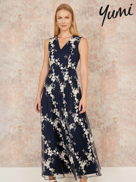 Yumi Mesh Embroidered Maxi Dress (F48252) | €150
