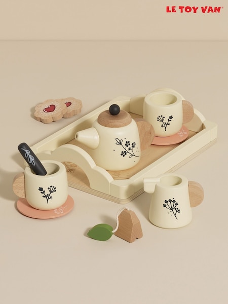Le Toy Van Wooden Tea Set and Tray (F49023) | €40