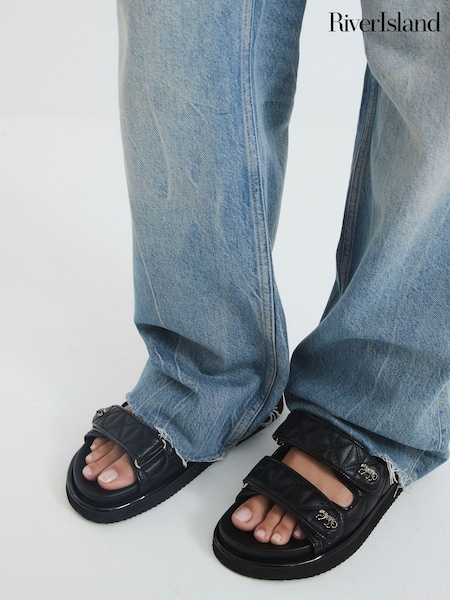 River Island Black Quilted Chunky Footbed Sandals (F50310) | ₪181