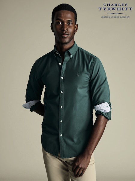 Charles Tyrwhitt Classic Fit Plain Button Down Stretch Washed 100% Cotton Oxford Shirt (F50728) | 101 €