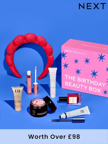 The Birthday Beauty Box (Worth Over £98) (F51489) | €29