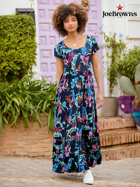 Joe Browns Blue Dark Floral Crinkle Maxi Dress (F51933) | R$ 640