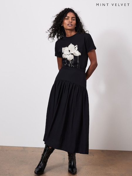 Mint Velvet Black Drop Waist Midi Skirt (F52582) | €109