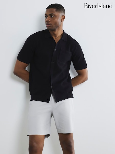 Кремовий - River Island з паском Core Decal шорти чинос (F54021) | 1 923 грн