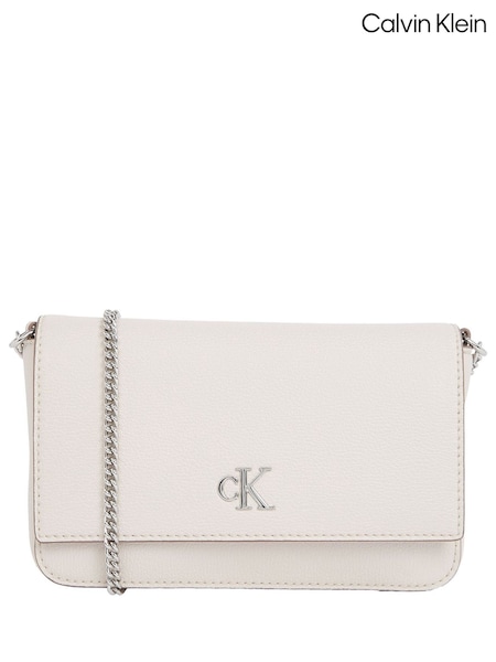 Calvin Klein Minimal Monogram Flap Wallet (F54286) | €118