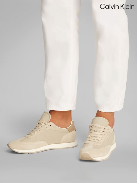 Calvin Klein Grey Low Lace Up Trainers (F54406) | R$ 985