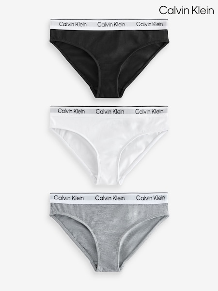 črna - Calvin Klein Medium Intense Power Swim Shorts With Drawstring (F54532) | € 42
