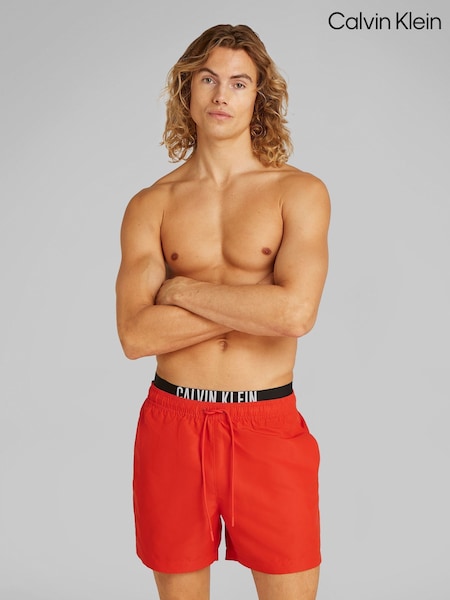 Punainen - Calvin Klein Intense Power Shorts (F54638) | €102