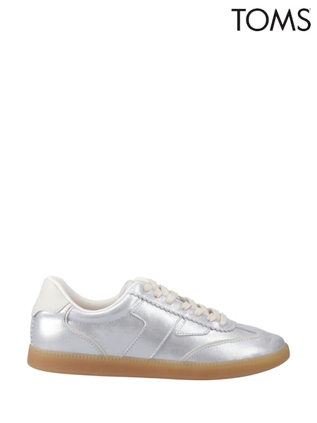 Collins Trainer in Silver Metallic Leather (F55689) | R$ 840