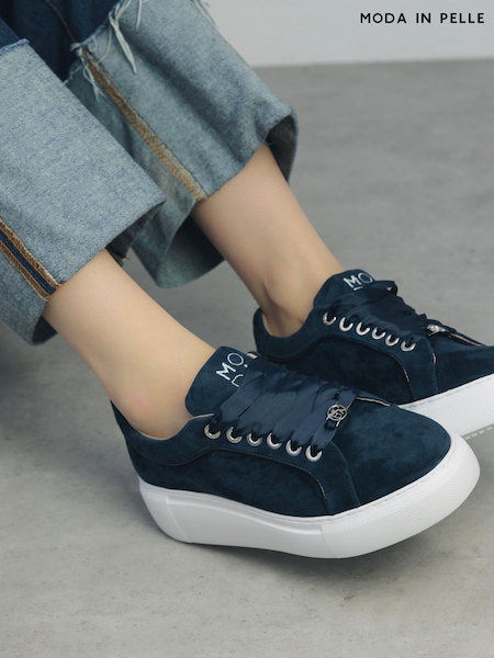 Moda in Pelle Bellis Scallop Detail Lace-Up Wedge Trainers (F56814) | ₪498