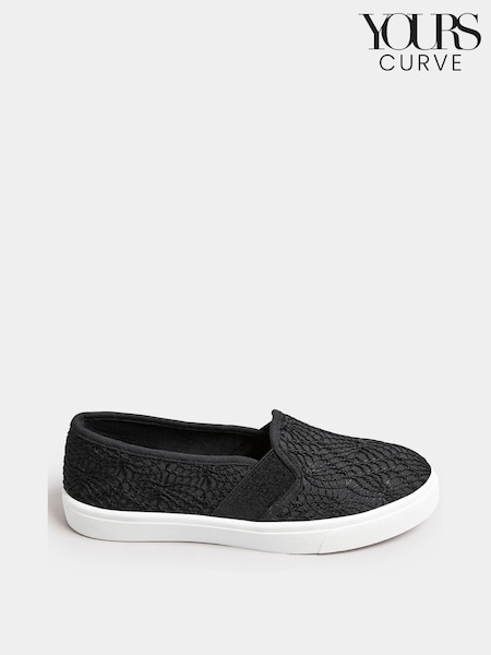 Yours Curve Black Wide Fit Broderie Anglaise Slip-Ons (F58289) | R$ 285