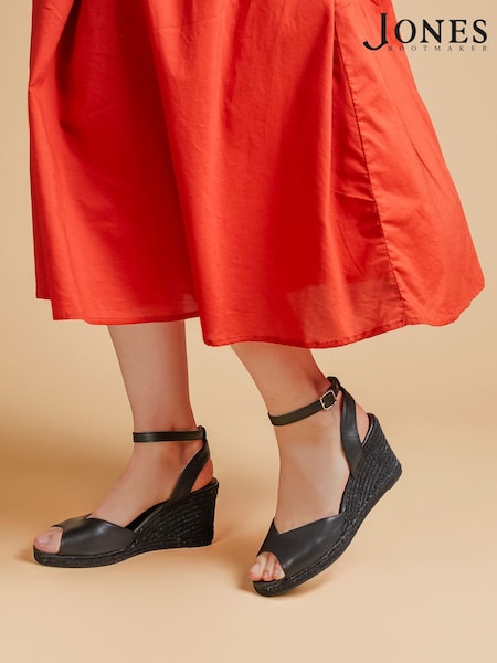 Jones Bootmaker Leather Wedge Heeled Sandals (F59223) | €127