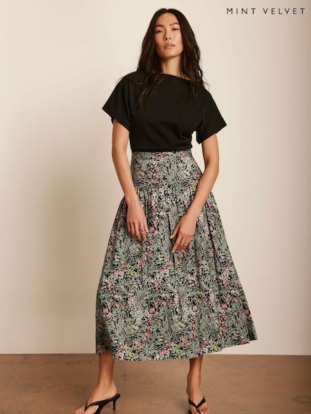 Mint Velvet Black Floral Print Midi Skirt (F60954) | ₪498