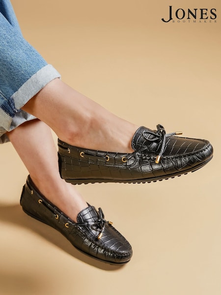 Jones Bootmaker Perri Leather Loafers (F60959) | €118