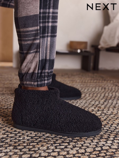 Black Borg Boot Slippers (F62286) | €27