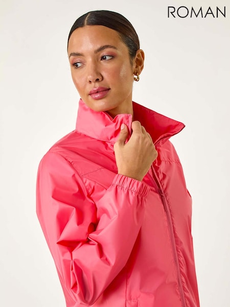Roman Pink Shower Resistant Jacket (F62523) | R$ 700