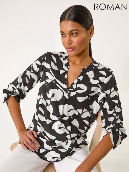 Roman Abstract Mono Pleat Detail Top (F62566) | 56 €