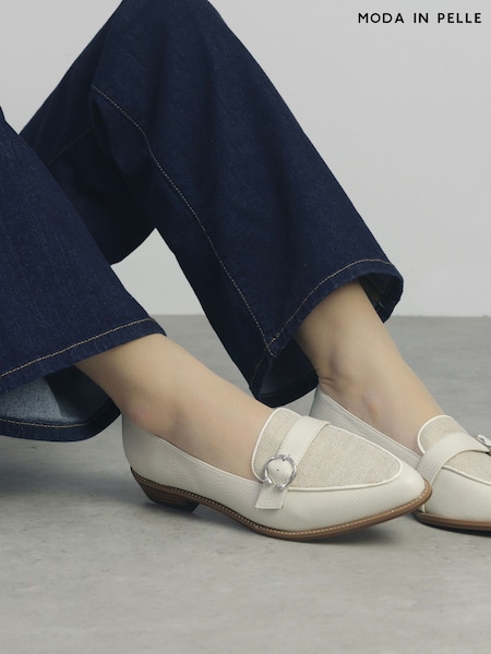 Valkoinen - Moda in Pelle FIG POINTED TOE SMART Kengät Larry-soljella (F63592) | €156