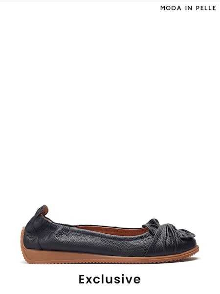 Moda in Pelle Echium Slip-On Leather Flat With Twisted Knot Detail Shoes (F63594) | ₪347