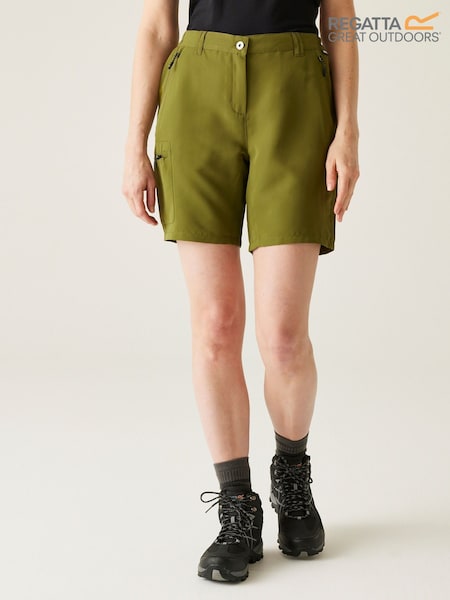 Regatta Green Chaska II Shorts (F65239) | €43