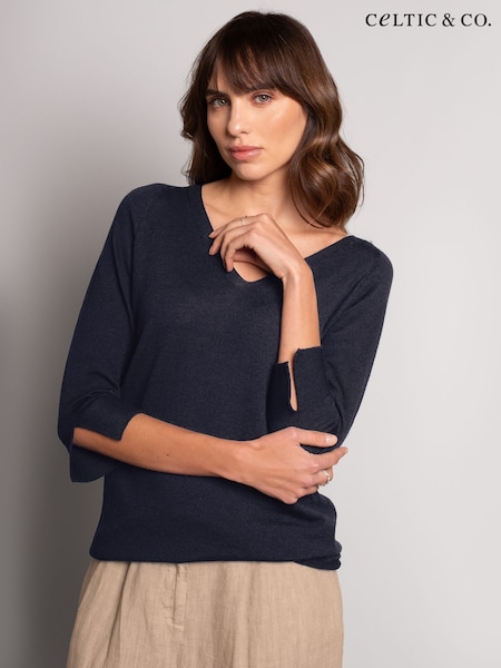 Celtic & Co. Fine Knit Merino V-Neck Jumper (F65483) | €126