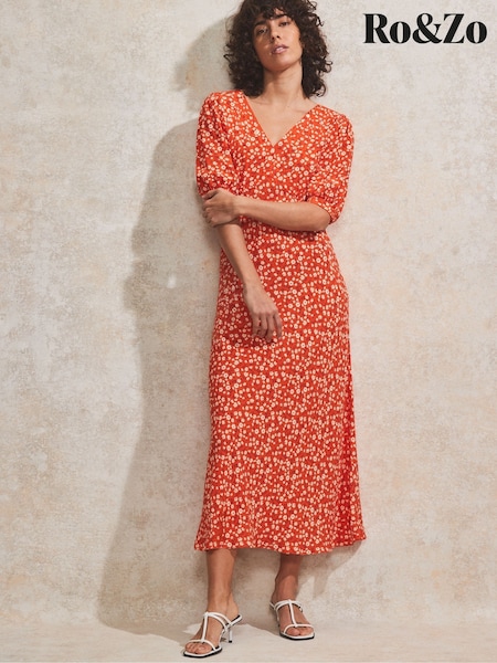 Ro&Zo Red Ditsy V-Neck Midi Dress (F65804) | €126
