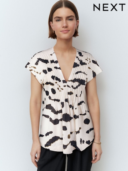 White/Black Animal Print Pintuck V-Neck Top (F65813) | €48