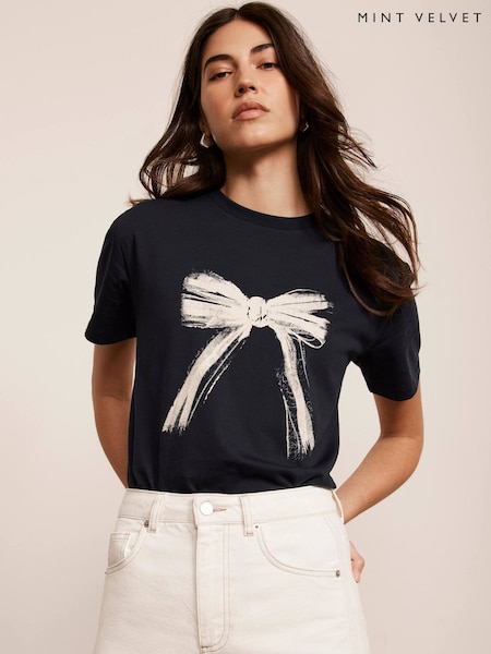 Mint Velvet Blue 100% Cotton Graphic Bow T-Shirt (F67506) | €64