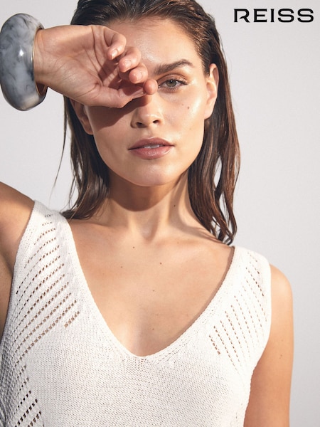 Reiss Ivory Cream Helena Cotton Blend Open Knit Vest (F67636) | €140
