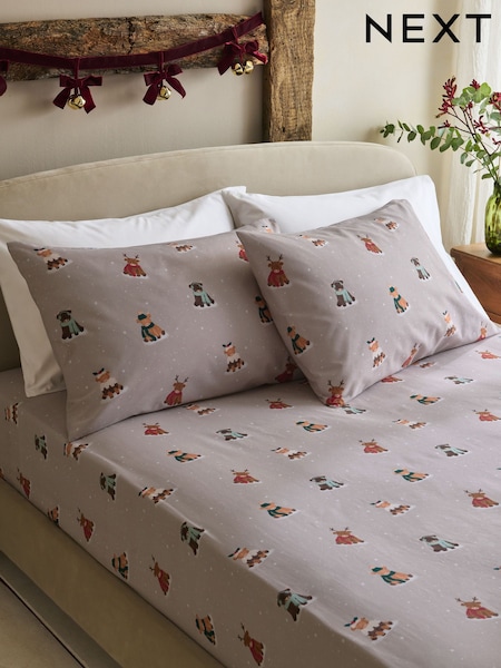 Natural Hamish Christmas Fitted Sheet and Pillowcase Set (F68547) | 2,145 ISK - 4,595 ISK