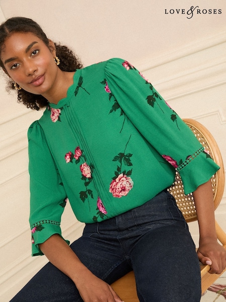 Estampa floral verde - Love & Roses 3/4 Flute Sleeve Blouse (F68970) | R$ 335