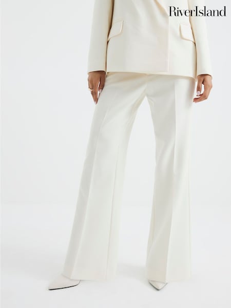 Kermanvaalea - River Island Slim Petite Flare Trousers (F69307) | €63
