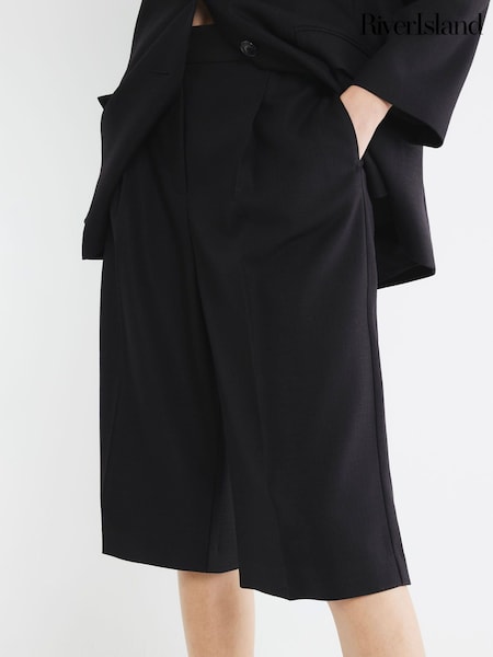 Musta - River Island Tailored Shorts (F69345) | €46