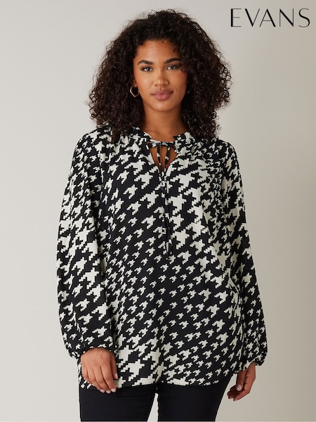 Evans Tie-Neck Long Sleeve Blouse (F70429) | 69 QAR