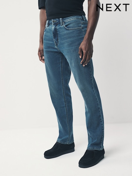 Blue Light Straight Fit Motionflex Jeans (F70739) | €45