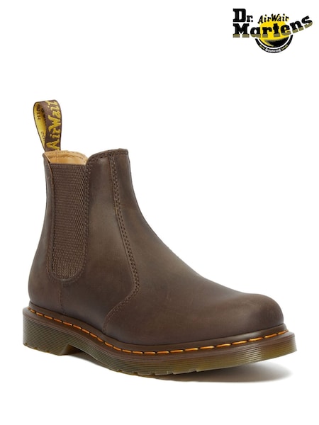 Dr. Martens Brown 2976 Crazy Horse Chelsea Leather Boots (F71183) | ₪855