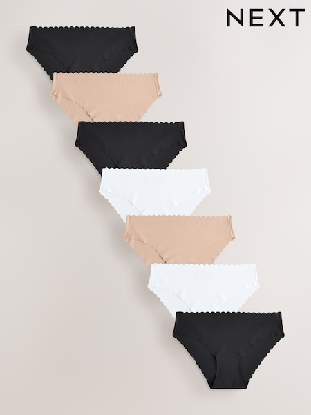 Black/White/Praline Nude Brazilian No VPL Scallop Knickers 7 Pack (F73158) | R$ 350