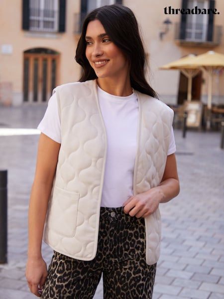 Кремовый - Threadbare Suedette Onion Quilted Gilet (F74277) | €45